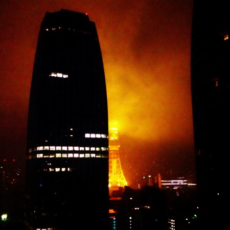 Tokyo Tower mist 東京