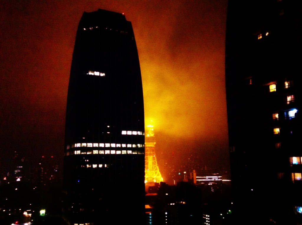 Tokyo Tower mist 東京