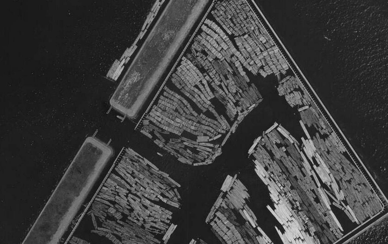 Odaiba log timber basin 1963 C – the tokyo files 東京ファイル